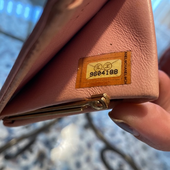 Authentic Chanel wallet - Picture 7 of 8